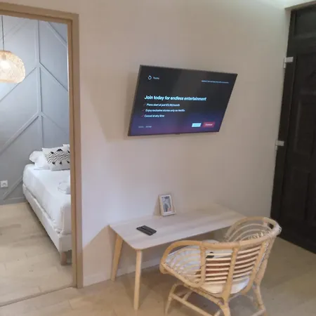 Hindatou Luxury Paris