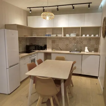 Hindatou Luxury Apartment Paris